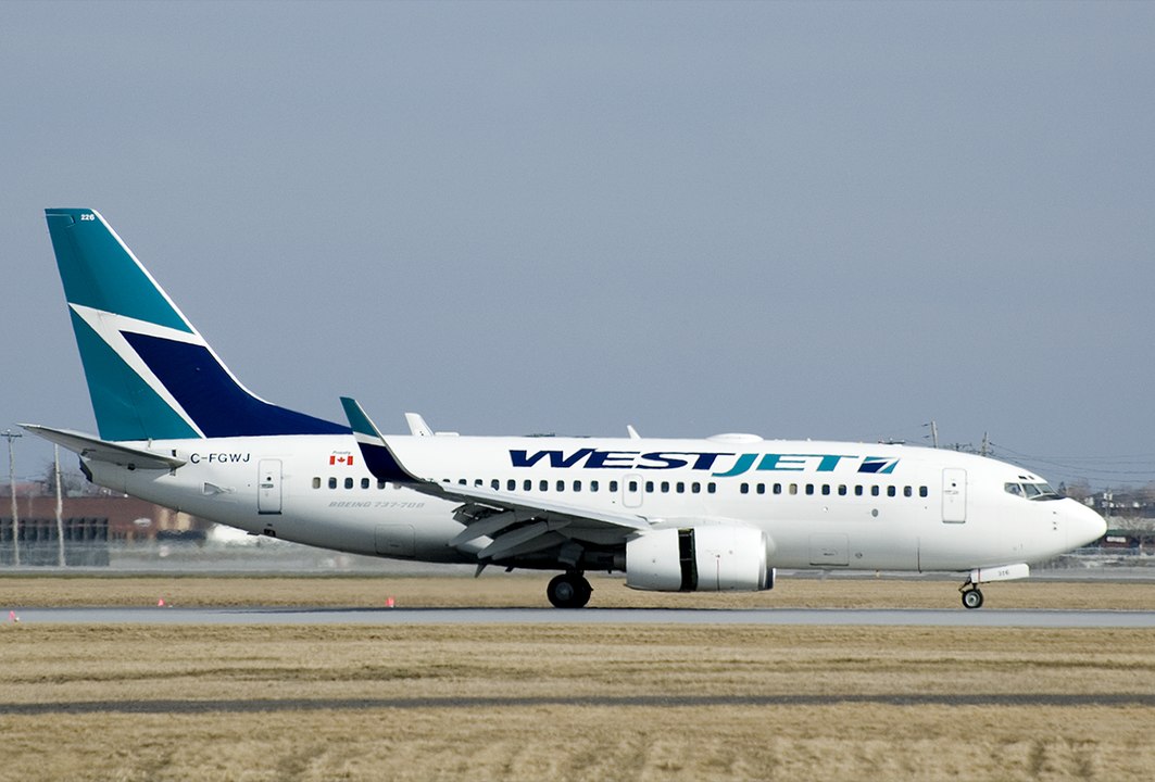 De Brian from Toronto, Canada - WS 737-700, CC BY-SA 2.0, https://commons.wikimedia.org/w/index.php?curid=2139405